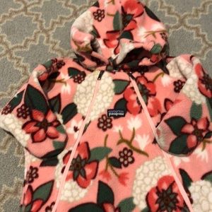 Patagonia fleece baby bunting